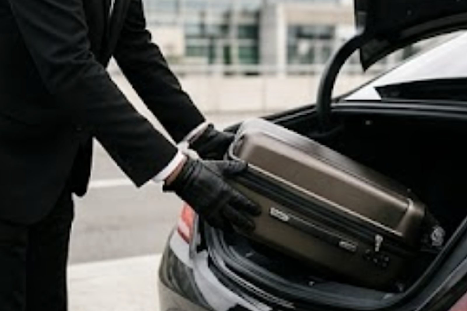 Comment choisir son chauffeur privé VTC à Paris